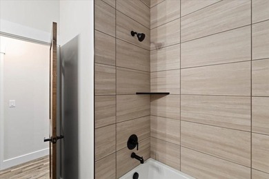 Brand new mountain modern home offering the perfect blend of - photo 34