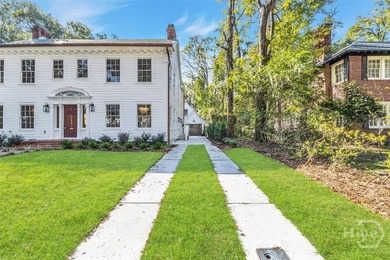 Experience luxury living in this fully renovated Savannah - photo 3
