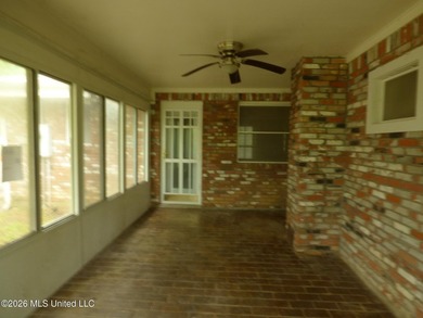 With a little love and creativity, this 3 bedroom, 2 bath home - photo 15