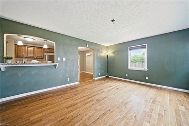 Charming Cape Cod in sought-after Monticello Village! This - photo 17