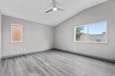 Deal of the Century - A Must-See! Located in the desirable - photo 18