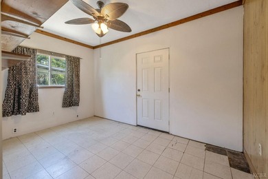 This charming cornerlot property blends comfort, functionality - photo 20