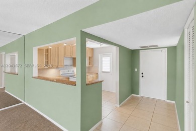 Welcome to Building 38, one of Palm-Aire's most desirable - photo 5