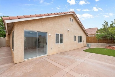 Deal of the Century - A Must-See! Located in the desirable - photo 28