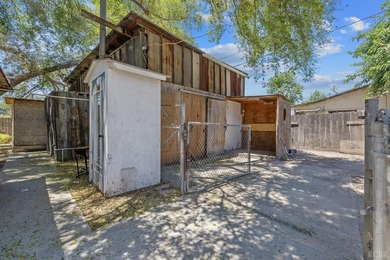 This charming cornerlot property blends comfort, functionality - photo 38