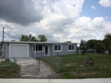 Welcome to this beautiful four-bedroom, two-bathroom single - photo 3