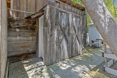 This charming cornerlot property blends comfort, functionality - photo 48