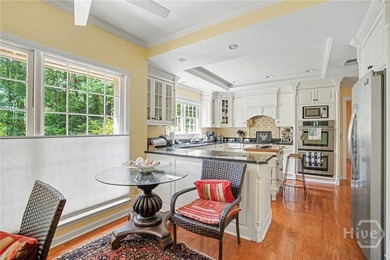 Lovely 3-bedroom, 2.5 bath home on very private lot with lagoon - photo 13