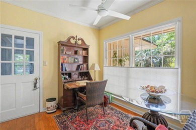 Lovely 3-bedroom, 2.5 bath home on very private lot with lagoon - photo 15