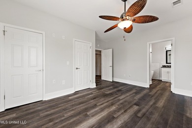 Waterfront Beauty - New Bulkhead Just Completed! This recently - photo 17