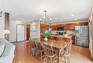 Waterfront 2-bed condo in Fort Atkinson with lake access, golf - photo 17