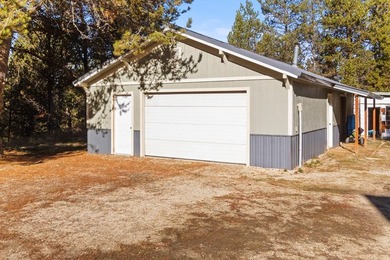 PERCHED ABOVE BIG CREEK! RARE FIND! Over 2000 sq ft - photo 8