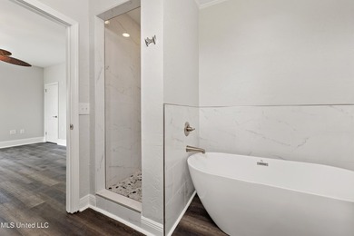 Waterfront Beauty - New Bulkhead Just Completed! This recently - photo 19
