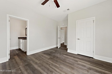 Waterfront Beauty - New Bulkhead Just Completed! This recently - photo 22
