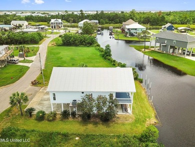 Waterfront Beauty - New Bulkhead Just Completed! This recently - photo 32