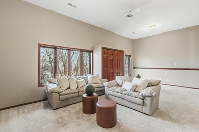 Waterfront 2-bed condo in Fort Atkinson with lake access, golf - photo 35