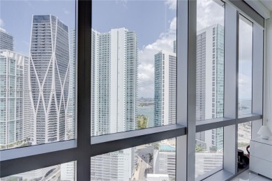 Priced to Sell! Beautiful 3/4 + Den in the renowned PARAMOUNT