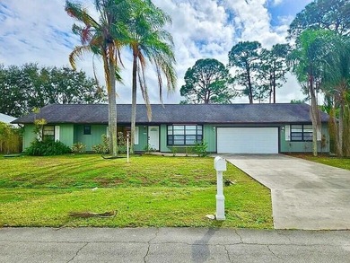 St. Lucie River Home For Sale in Port Saint Lucie Florida