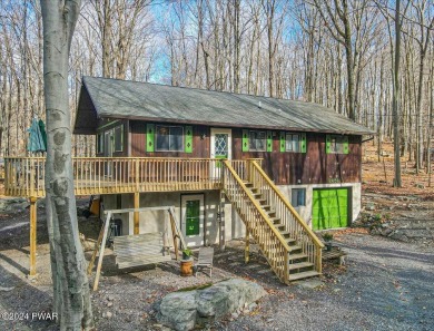 Deerfield Lake Home For Sale in Lake Ariel Pennsylvania