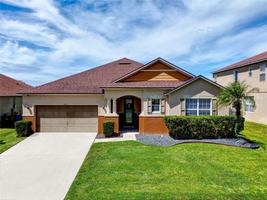 (private lake, pond, creek) Home For Sale in ST Cloud Florida