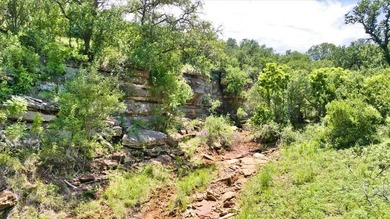 Red Lane Ranch is an excellent opportunity for cattle grazing - photo 26