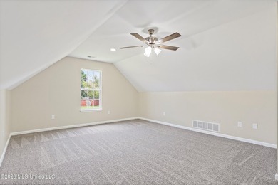 LOCATED ON A SPACIOUS CORNER LOT IN THE PRESTIGIOUS SOUTHRIDGE - photo 27