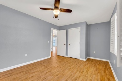 Charming 3BR/2BA home on a level lot just minutes from town in a - photo 9