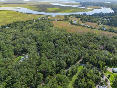 Nestled along the tranquil banks of Sterling Creek, this - photo 2