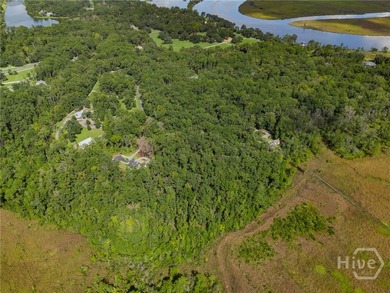 Nestled along the tranquil banks of Sterling Creek, this - photo 3