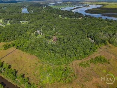 Nestled along the tranquil banks of Sterling Creek, this - photo 7