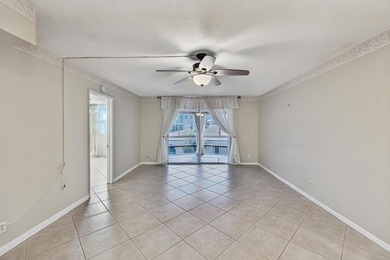 LOVELY EAST FACING UPDATED 2/2 second floor garden view unit in - photo 7