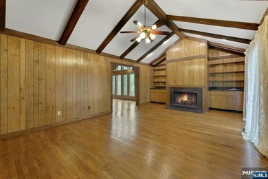 Welcome to this charming brick ranch, beautifully set on 1.58 - photo 13