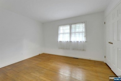 Welcome to this charming brick ranch, beautifully set on 1.58 - photo 28