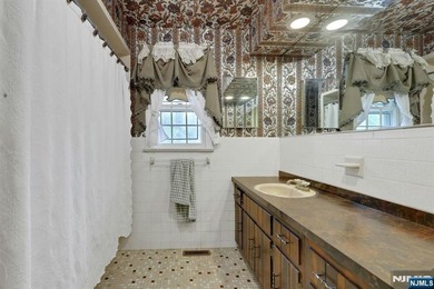 Welcome to this charming brick ranch, beautifully set on 1.58 - photo 31