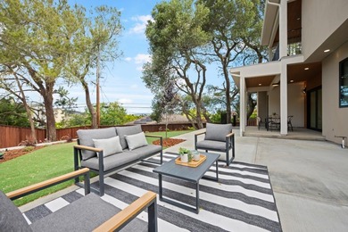 Striking newly constructed modern luxury residence situated on a - photo 6