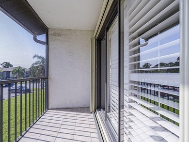 Welcome to Pine Ridge in Palm City! This beautifully maintained - photo 10