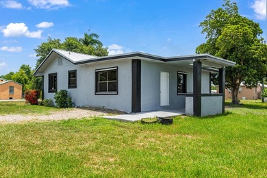 Discover this charming home featuring 3 bedrooms and 2 bathrooms - photo 6