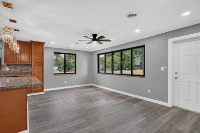 Discover this charming home featuring 3 bedrooms and 2 bathrooms - photo 9