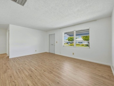 Rare opportunity to own a single-family home in South Florida - photo 4