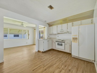 Rare opportunity to own a single-family home in South Florida - photo 8