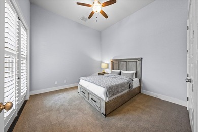 Exceptional custom home blending upscale finishes, functional - photo 18