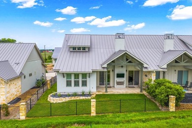 Exceptional custom home blending upscale finishes, functional - photo 26