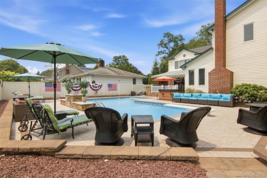 Located in the heart of Syosset this remarkable home has an - photo 27