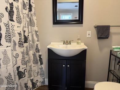 Turnkey student housing investment just minutes from - photo 28