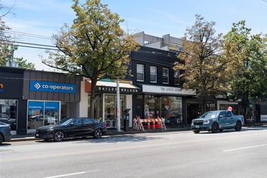 Welcome to Sunset West, a beautifully updated corner residence - photo 31