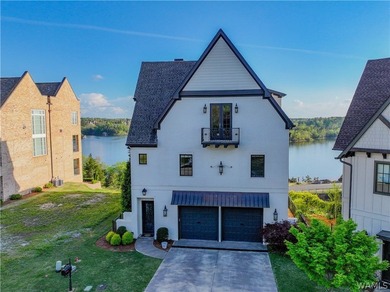 Enjoy Lake Tuscaloosa views from nearly every room in this - photo 43