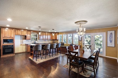 Hidden behind an iron gate, this 93+/- acre luxury estate offers - photo 9