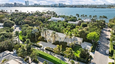 This British Colonial residence offers 6,922+/- total square - photo 2
