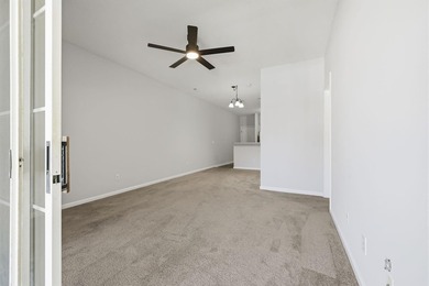 Two-bedroom, two-bathroom second-floor condo with a pool-view - photo 16