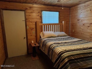 This camp house is a beautiful retreat nestled along the serene - photo 16